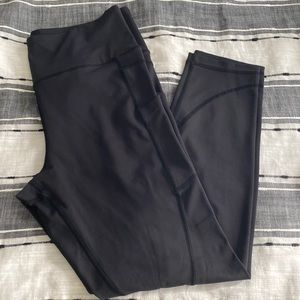 Zyia Black Light n Tight Pocket Hi-Rise size 12
Legging 24”